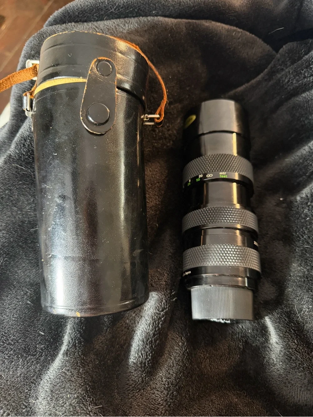 Vtg Tamron Adaptall 2 Soligor Camara Lens W/ Genuine Cowhide Case